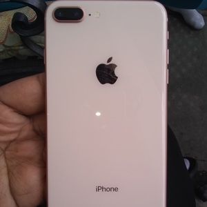 Gold IPhone 8 Plus